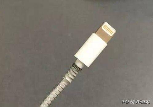 苹果数据线为什么老是坏(苹果数据线容易坏的原因)