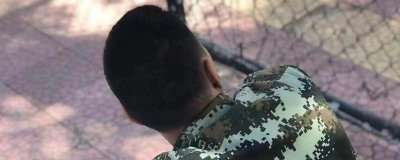 ​20几秃头剪什么发型