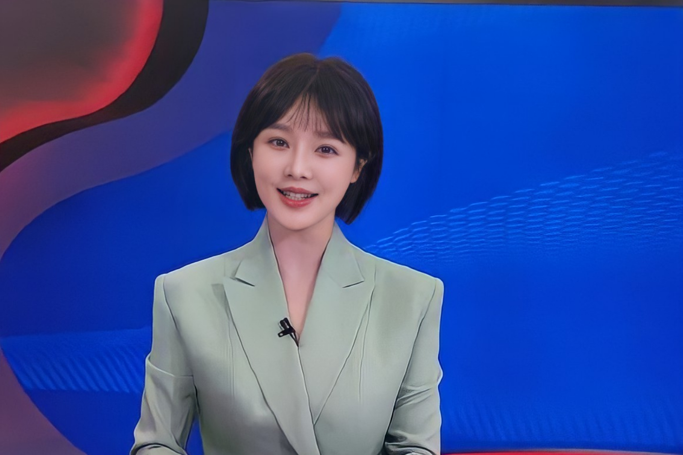 央视主播胡蝶:倒贴 50万与陆川闪婚,婚后分居生下一儿一女