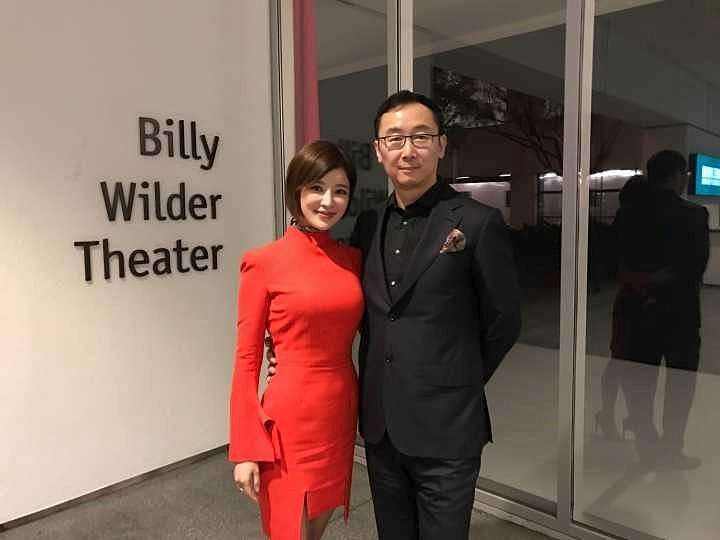 央视主播胡蝶:倒贴 50万与陆川闪婚,婚后分居生下一儿一女