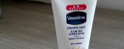 ​凡士林护手霜可以擦脸吗