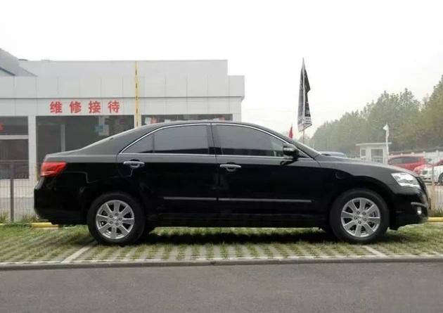 4万买了台08年的丰田凯美瑞二手车,车主:车子真的开不坏!-