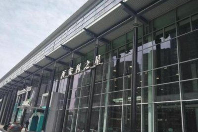 ​从购买漏油奔驰到哭闹维权，西安女硕士购车，经历的4个坑