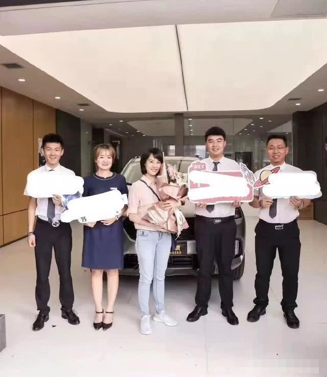 奔驰女车主又摊上事？致百万代言泡汤，被告上法庭，当事人：炒作-