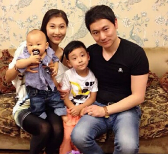 ​华谊嘉信副总裁年薪 瞿伟老婆郭燕照片二胎产前产后
