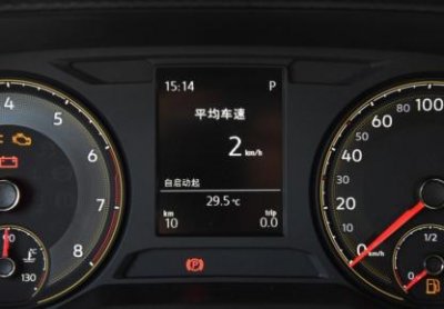 ​行车电脑显示屏幕是指什么东西