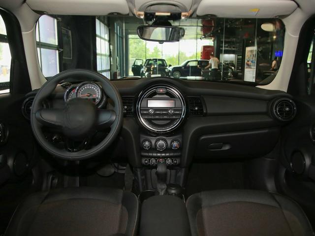2022款 2.0T COOPER S The Coopers 纪念版 MINI 动力怎么样 MINI 购车手册-