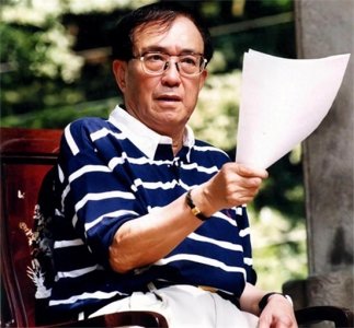​谢晋个人资料简介：4个子女3个有脑部残疾，正常的孩子却患癌离世