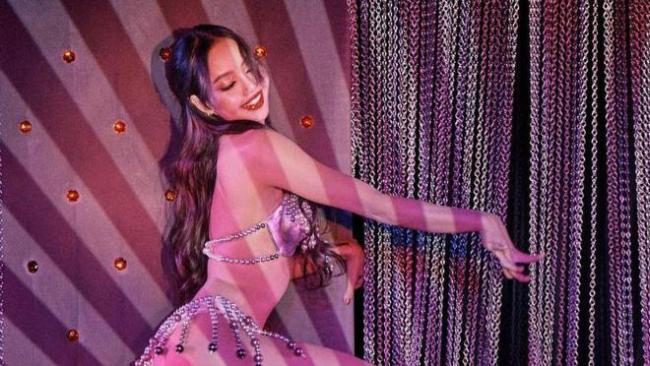 疯马秀再曝猛料!证实Lisa是主动敲门请求上台表演