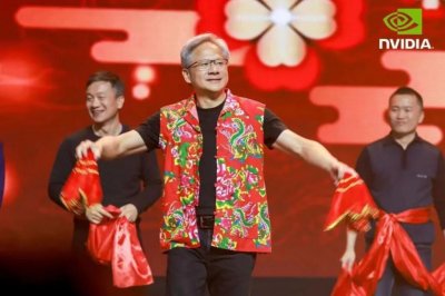 ​黄仁勋穿“花袄” 朱华荣“有感而发” 王传福千亿砸智能