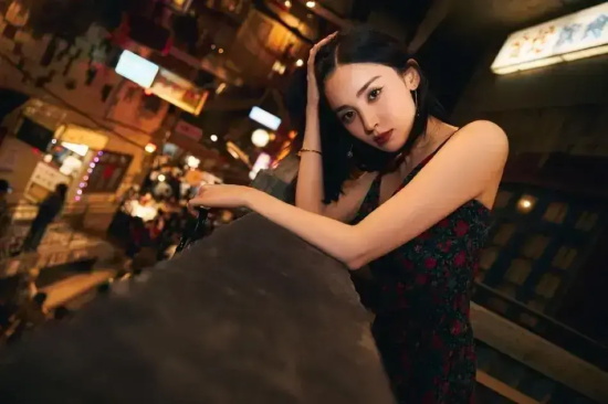 古力娜扎典型浓颜系新疆美人写真图集