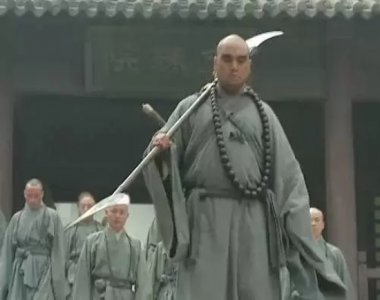 ​倒拔垂杨柳是谁拔的（倒拔垂杨柳故事梗概）