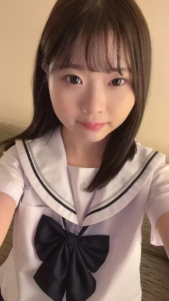私信男演员讨教演技的千叶彩芽写真分享，业界最爱的小只马！