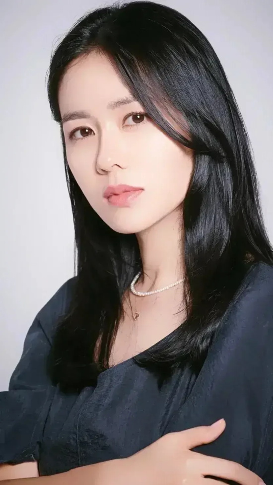 韩国影视圈半边天的重量级人物：孙艺珍