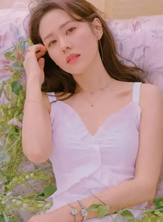 韩国影视圈半边天的重量级人物：孙艺珍