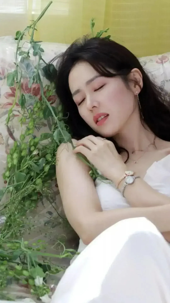 韩国影视圈半边天的重量级人物：孙艺珍