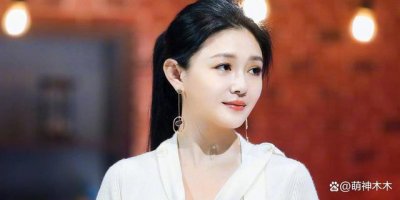​大S否认婚内出轨，称婚内流产两次，离婚后刷卡是泄愤