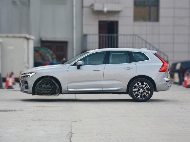 沃尔沃XC602022款2.0T落地价是多少钱？沃尔沃XC60优惠价-