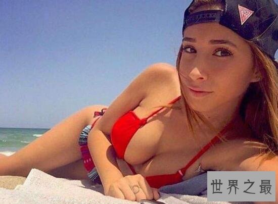 最辣性感女兵走红,比基尼私照曝光(性感撩人)
