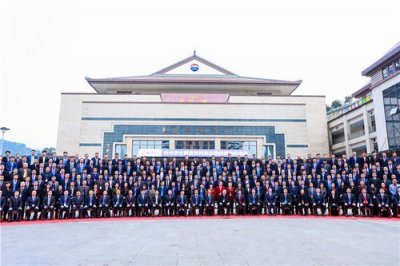 ​贵州茅台酱香酒营销有限公司官网(茅台酱香酒营销有限公司官网,万家共享)