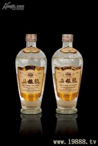 ​五粮液的生产商_五粮液的生产商有哪些