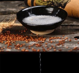 ​啤酒发胖还是红酒发胖_啤酒和红酒哪个发胖