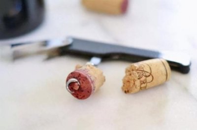 ​酒塞子进去了怎么办？红酒塞子进去了怎么办