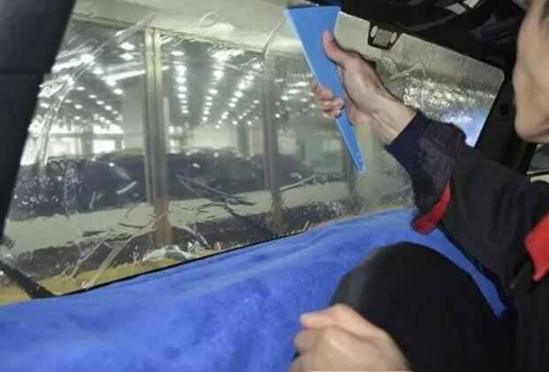 全车贴膜价格一般多少钱？一套全车膜大概多少钱-