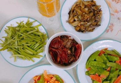 ​一天吃两顿饭好还是三顿饭好