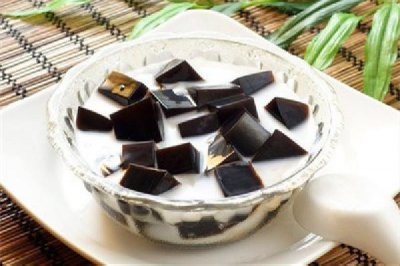 ​龟苓膏小孩可以吃吗 龟苓膏吃多少为宜