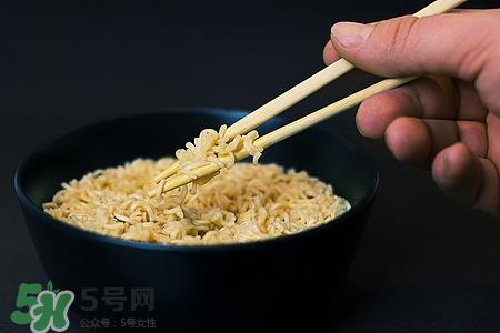早上可以吃泡面吗?早上吃泡面会胖吗