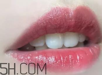 bobbi brown精油唇膏14号claret适合黄皮吗? bobbi brown精油唇膏14号claret适合黄皮吗?