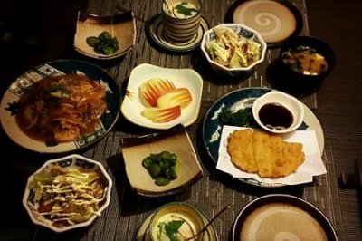 ​健康饮食好身体 睡前牛奶助减肥