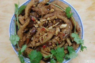 ​凉拌鸡爪怎么做好吃 凉拌鸡爪的简单做法