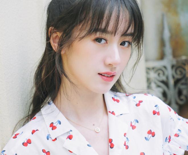 娱乐赵丽颖采访谈成毅袁冰妍(袁冰妍演员请就位)  1
