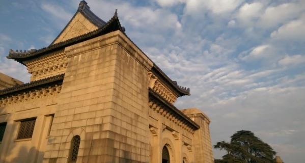 探秘国内哪两个城市阴气重(分别是丰都和南京中山陵) 4