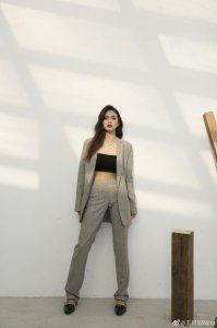 ​王可如写真超酷御姐范儿 做最真的自己