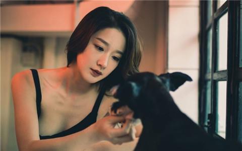 约女生出去女生要aa,怎么办?