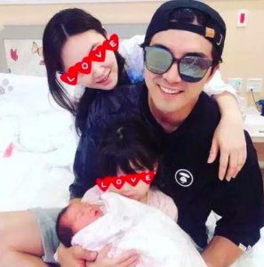 ​贺军翔老婆是谁 贺军翔怎么了出了什么事？