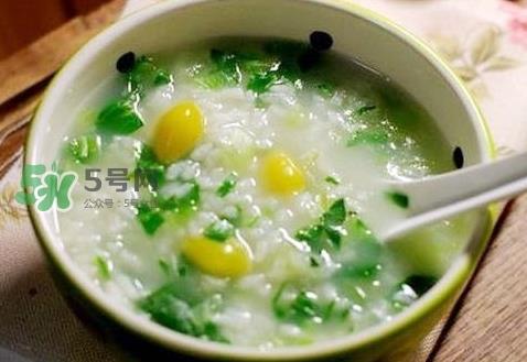 荷叶粥的营养价值_荷叶粥的功效与作用及饮食禁忌