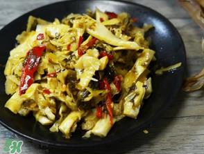 腌酸菜放多少盐？腌酸菜放盐比例