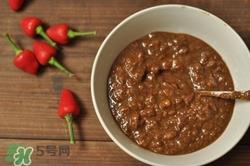 黄豆酱是黄酱吗?黄豆酱是什么味道的 黄豆酱是黄酱吗?黄豆酱是什么味道的