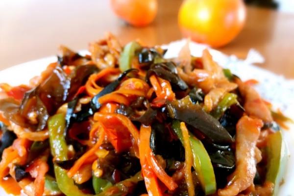 鱼香肉丝有哪些材料 这些不可少 鱼香肉丝有哪些材料 这些不可少