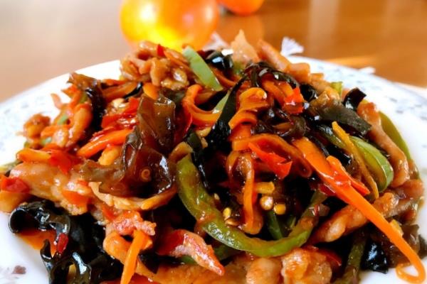 鱼香肉丝有哪些材料 这些不可少 鱼香肉丝有哪些材料 这些不可少