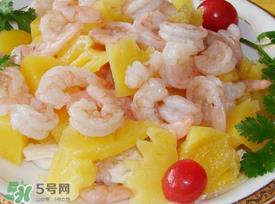 虾爬子能和菠萝一起吃吗？菠萝和虾爬子能同时吃吗？