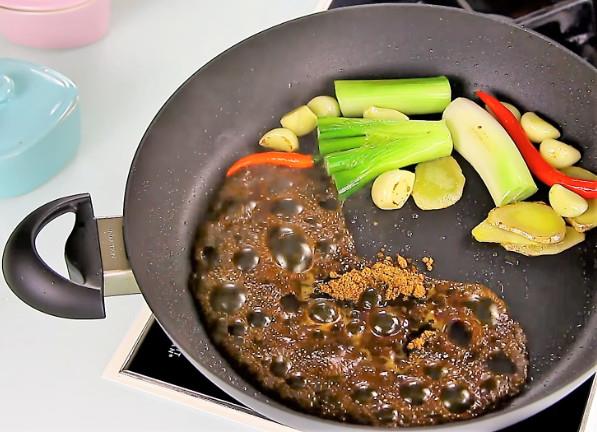 萝卜炖肉的家常做法 煮出入口即化的卤肉