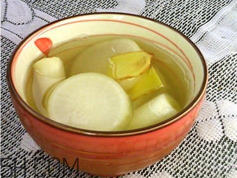 白萝卜汤治咳嗽吗 白萝卜煮水能治咳嗽吗