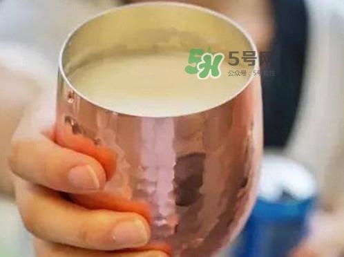 奶啤是酸奶的一种吗？奶啤会不会醉？