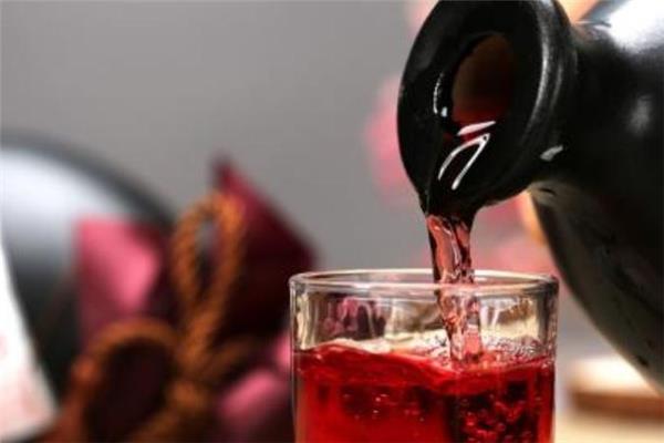 杨梅酒可以减肥吗 减肥期间可以喝杨梅酒吗