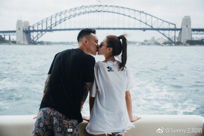 《三国机密》里的郭嘉，风流浪子，帅过张震，现实中却是宠妻狂魔